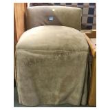 UPHOLSTERED VANITY CHAIR
