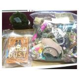 TRAY LOT INCLUDING COSTUME JEWELRY, STONE AND MORE