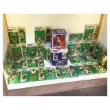 SHELF LOT OF STARTING LINEUP SPORTS ACTION FIGURES