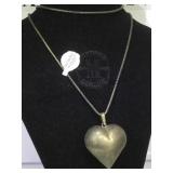 STERLING CHAIN W / STERLING HEART PENDANT