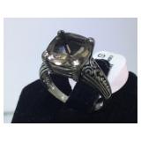 STERLING RING W / GREENISH GEMSTONE, SIZE 7