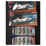 2 DIECAST MACH 6 SPEED RACERS NIB,2 HOTWHEELS