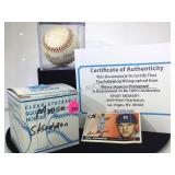 AUTOGRAPHED MOOSE SKOWRON BASEBALL  W / COA