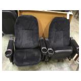A SET OF 5 BLACK THEATER CHAIRS