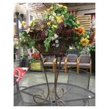WROUGHT IRON PLANT STAND W / SILK FLOWERS