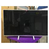 SONY  55" FLAT SCREEN  W / REMOTE