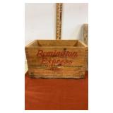 14.75ï¿½ wide X 9ï¿½ Tall X 9.5ï¿½ Deep wooden