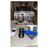 Miscellaneous lot of toys  funko pops , Hotwheels