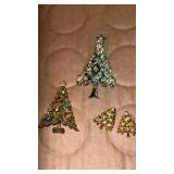 Beautiful  vintage Christmas tree brooches and