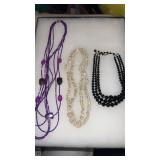 3 Art deco ladies beaded necklaces
