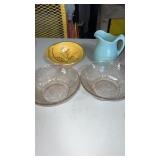 Miscellaneous lot of decorative dishes
