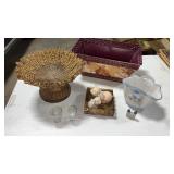 Miscellaneous lot of decorative items