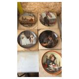 5 miscellaneous decorative plates all have  COA
