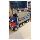Optimus prime Transformers Battle Rig Bladter