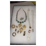 Lot of miscellaneous ladies jewelry