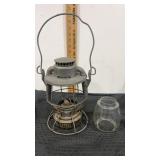Dietz vesta New York Railroad lantern with clear