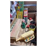 Miscellaneous toys.