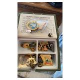 Souvenir & Collectors pins Postal Service & more