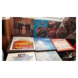 (8). Miscellaneous records, Chet Atkins, white