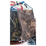 2.  Men's size large, camo pants
