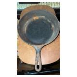 Vollrath WARE number 8 cast iron pan