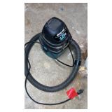 1.0 HP shop vac portable, wet, dry vac