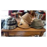 4 Vintage Men's Fedora Hats, 2 are Corduroy