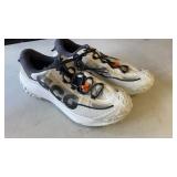 Nike ACG mountain fly  2 lid shoes menï¿½s  size