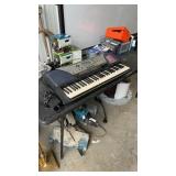 Working Yamaha electronic piano with charger cord