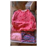 Tote with womanï¿½s sweaters size M/ L