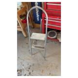 Aluminum step ladder