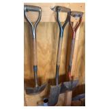 3 shovels / Garden Tools