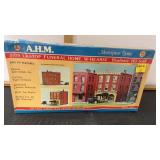 AHM 5739 HO Scale Kit Lastop Funeral Home w/