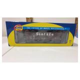 Athearn  Santa Fe  covered hopper Railroad car