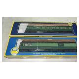 AHM 1920 Observation Car & 1930 RPO Train Car HO