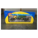 Athearn HO Scale Rio Grande 8142 Flat w/ John