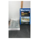 Walthers Cornerstone Corrugated Fence HO Kit