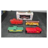 4 HO Model Train Caboose , Bachmann w/ Box , El