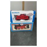 2 HO Caboose , Bachmann & Model Power Model