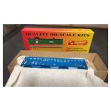 Roundhouse HO Scale Kit, Hopper Farmers Co-OP