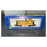 AHM HO Scale 5277 Union Pacific Caboose