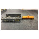 2 HO CSX Coal Cars, 1 has Coal & Shell HO Tanker