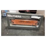Walthers Proto 58ï¿½ Evanï¿½s Coop Covered Hooper HO