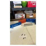 Lot of 9 cargo shipment containers for HO Scale
