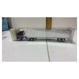 1:87 scale  semi truck and trailer