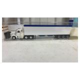 Trucks N Stuff semi truck and trailer 1:87 scale