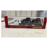 ERTL KENWORTH T600B with flatbed trailer & case