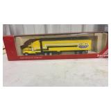 Herpa semi truck and trailer  Ho scale