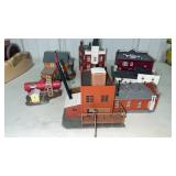 5 HO Railroad Buildings & 1 Tank, Some pieces
