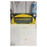 Athearn HO scale John Deere triple dome tank car